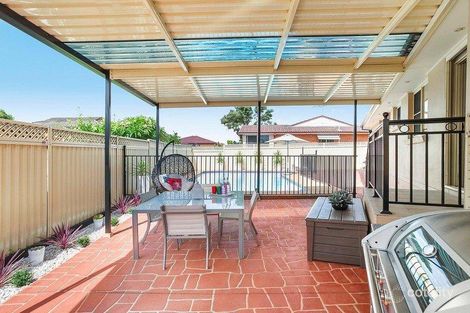Property photo of 2 Keats Close Wetherill Park NSW 2164
