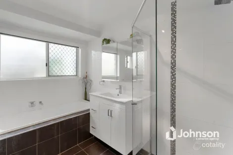 Property photo of 7 Flinders Park Court Oxenford QLD 4210