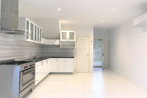 Property photo of 5/16 Elsey Road Reservoir VIC 3073