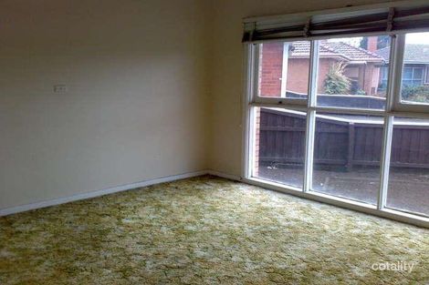 Property photo of 4 Linda Court Footscray VIC 3011