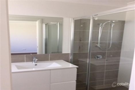 Property photo of 17A Magnolia Boulevard Dubbo NSW 2830