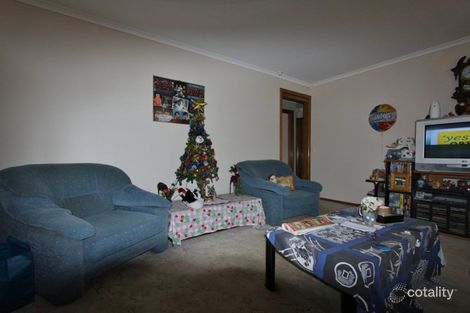 Property photo of 37 Tigris Close Werribee VIC 3030