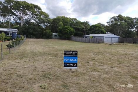 10 Moore Park Rd, Moore Park Beach, QLD 4670