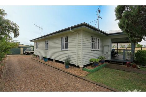 19 Hurst St, Walkervale, QLD 4670