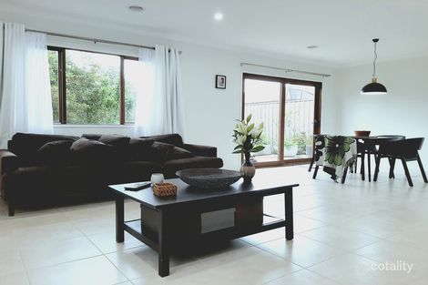 Property photo of 10 Nesci Street Doreen VIC 3754