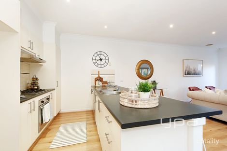 Property photo of 7 Royal Troon Way Craigieburn VIC 3064