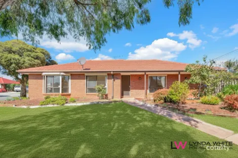 3 Songlark Cres, Werribee, VIC 3030