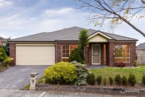 22 Baynton Cres, Lynbrook, VIC 3975