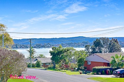 Property photo of 16 Orana Street Green Point NSW 2251