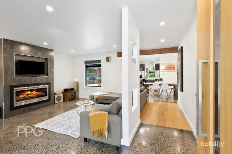 Property photo of 51 Fraser Crescent Ocean Grove VIC 3226