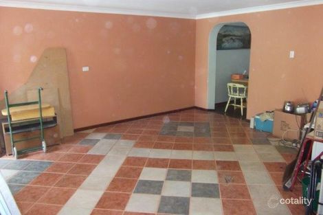 Property photo of 8 Ennis Court Orelia WA 6167
