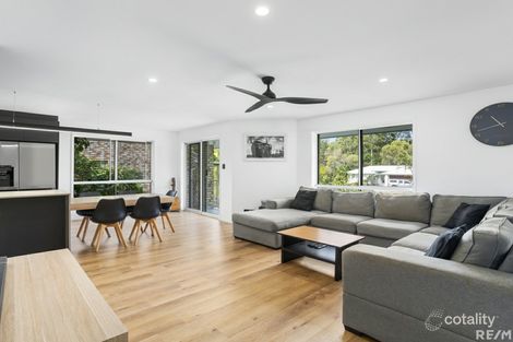 Property photo of 2A Lauder Court Highland Park QLD 4211