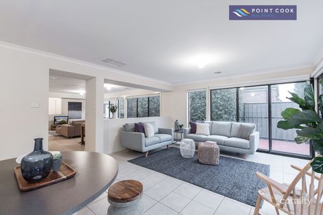 Property photo of 24 Lindsay Gardens Point Cook VIC 3030