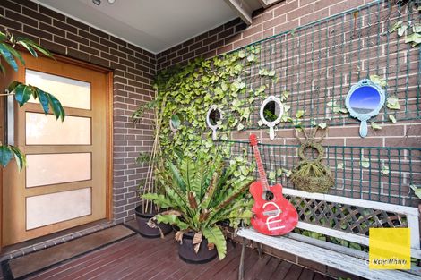 Property photo of 2 Sinclair Crescent Tarneit VIC 3029