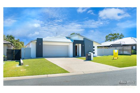 14 Belbowrie Ave, Norman Gardens, QLD 4701