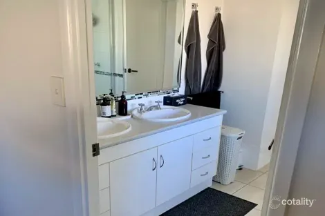 Property photo of 7 Louisa Court Emerald QLD 4720