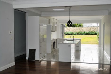 Property photo of 3 Vale Street Bundamba QLD 4304