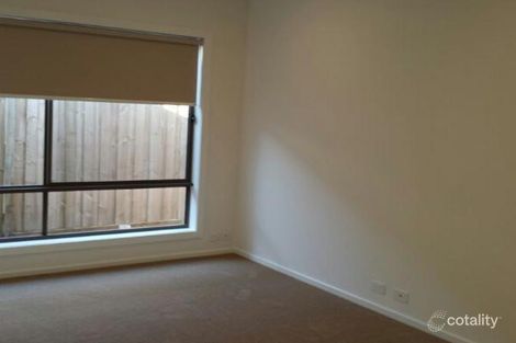 Property photo of 33 Runlet Drive Point Cook VIC 3030