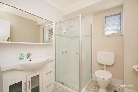 Property photo of 1/47 Coolangatta Road Coolangatta QLD 4225