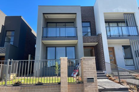 12 Palisade Cres, Bonnyrigg, NSW 2177