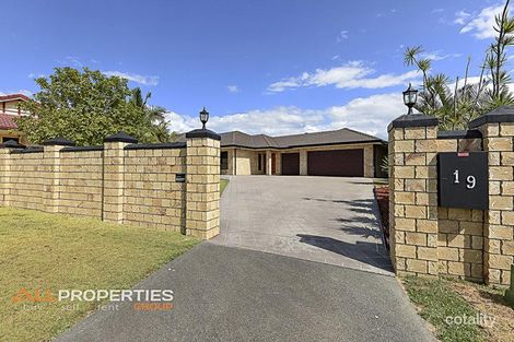 Property photo of 19 Lomond Place Parkinson QLD 4115