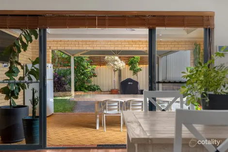 Property photo of 9 The Quarterdeck Drummond Cove WA 6532