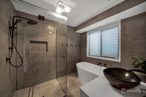 Property photo of 18 Charles Street Hill Top NSW 2575