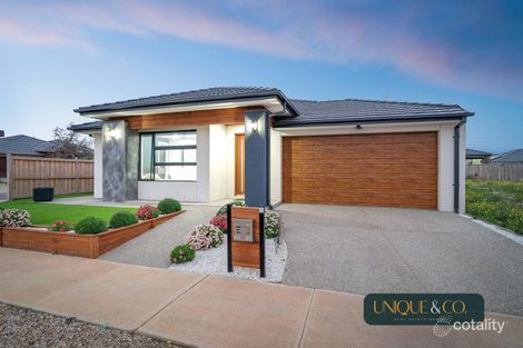 Property photo of 1 Closette Circuit Tarneit VIC 3029