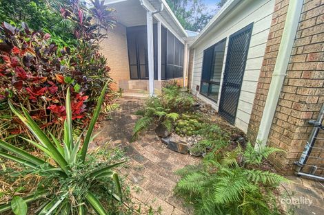 1 Windsor Cl, Brinsmead, QLD 4870