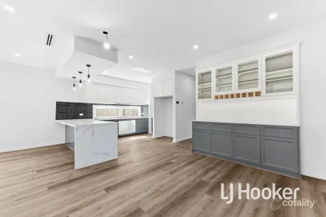 Property photo of 15 Kenyan Avenue Clyde VIC 3978