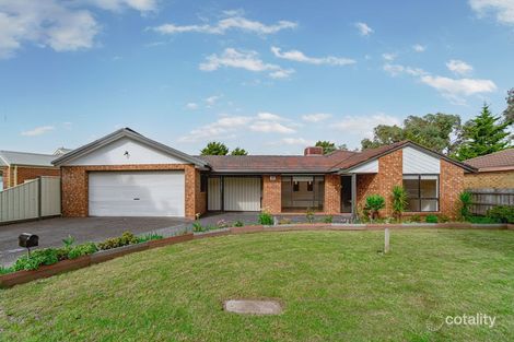 Property photo of 19 Rutherford Way Roxburgh Park VIC 3064