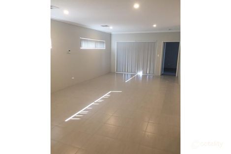 Property photo of 40 Massicot Road Treeby WA 6164