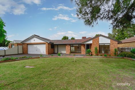 Property photo of 19 Rutherford Way Roxburgh Park VIC 3064