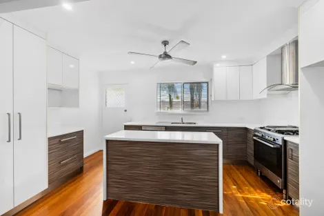 21 Boyne Cres, West Gladstone, QLD 4680