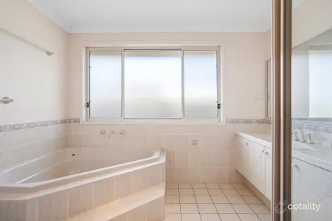 Property photo of 26 McDermott Drive Goulburn NSW 2580