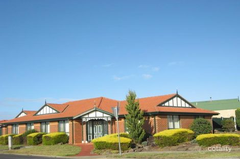 37 Catherine Dr, Hillside, VIC 3037