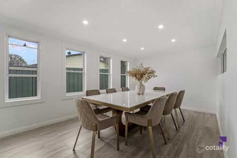 Property photo of 16 Narelle Crescent Greenacre NSW 2190
