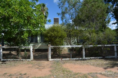 7 Fir St, Barcaldine, QLD 4725