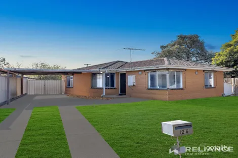 25 Childs St, Melton South, VIC 3338