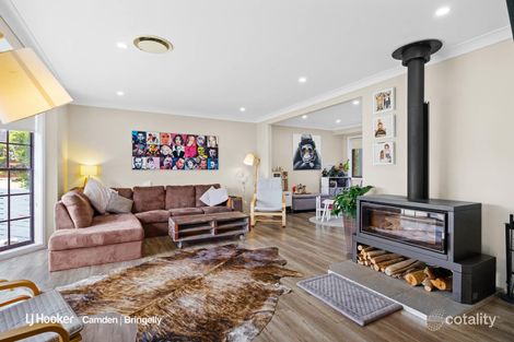 Property photo of 14 Merriman Close Elderslie NSW 2570