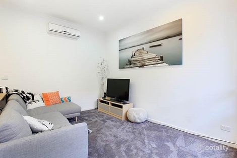 Property photo of 9 Sandown Road Ascot Vale VIC 3032