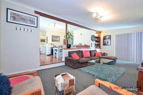 Property photo of 15 Farley Way Bayswater WA 6053