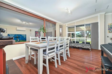 Property photo of 15 Farley Way Bayswater WA 6053