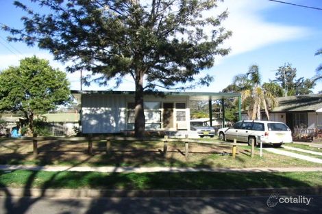 16 Ellengowan Cres, Whalan, NSW 2770