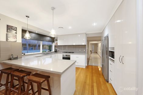 Property photo of 28 Vista Crescent Rowville VIC 3178