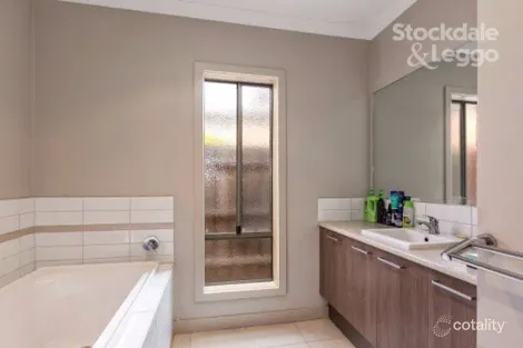 Property photo of 20 Arrowgrass Drive Point Cook VIC 3030