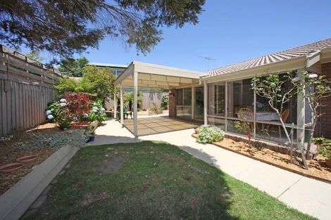 4 Kimbolton Dr, Lysterfield, VIC 3156