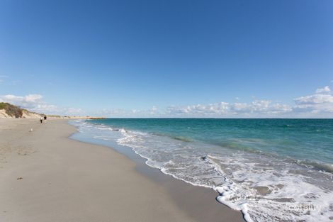 39/59 Breaksea Dr, North Coogee, WA 6163