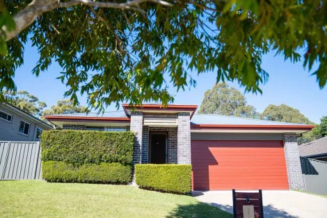 8 Jock Ave, North Boambee Valley, NSW 2450