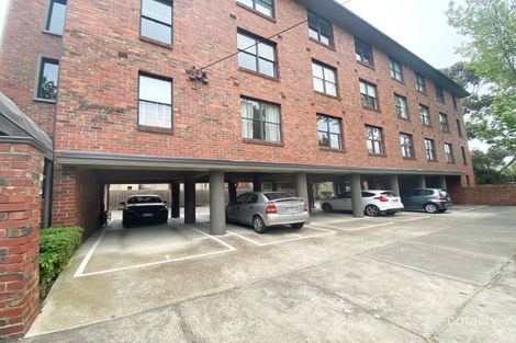 Property photo of 9/1A Boondara Grove St Kilda East VIC 3183